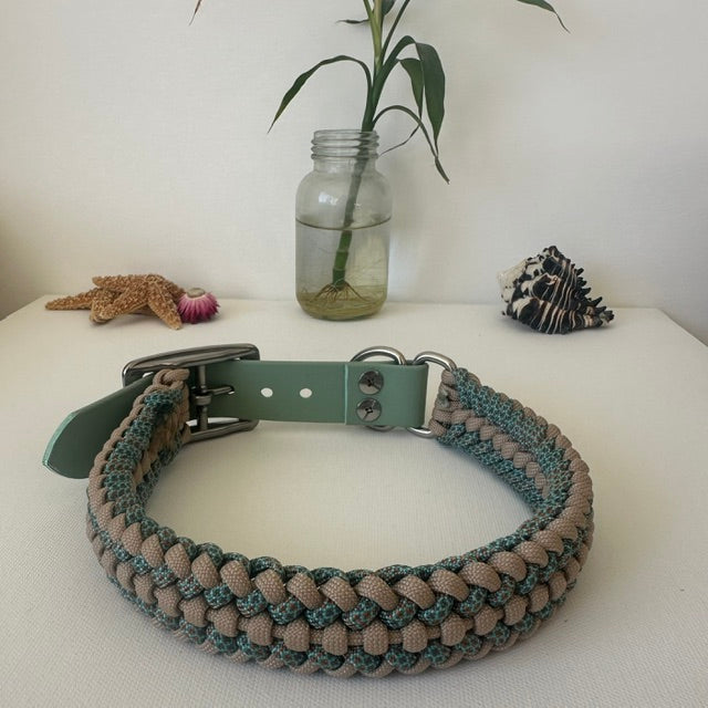 Sandy Waters - Handmade Paracord & BioThane® Collar