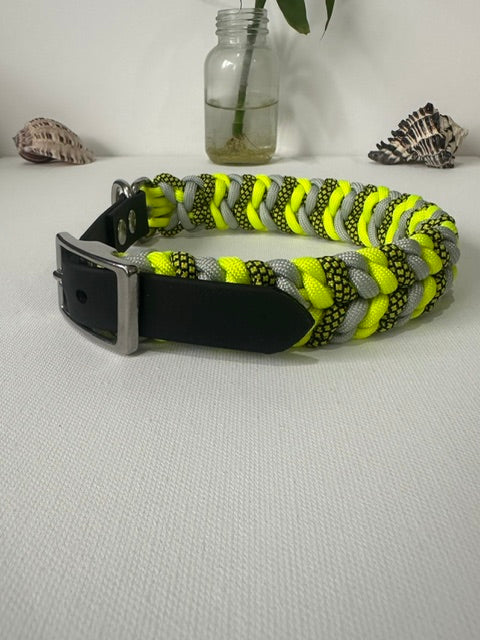 Neon Sign - Handmade Paracord & BioThane® Collar (Small)