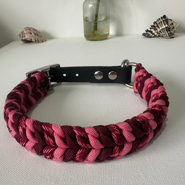 Wild Berries - Handmade Paracord & BioThane® Collar (Small)