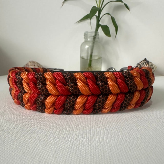 Red Land - Handmade Paracord & BioThane® Collar (Small)