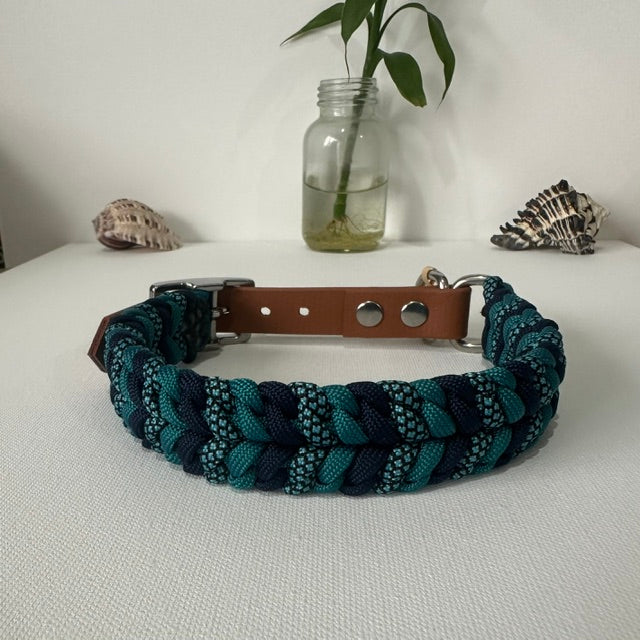 Neptune - Handmade Paracord & BioThane® Collar (Small)