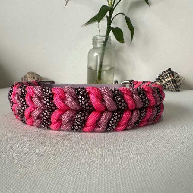 Pink Dreams - Handmade Paracord & BioThane® Collar (Small)