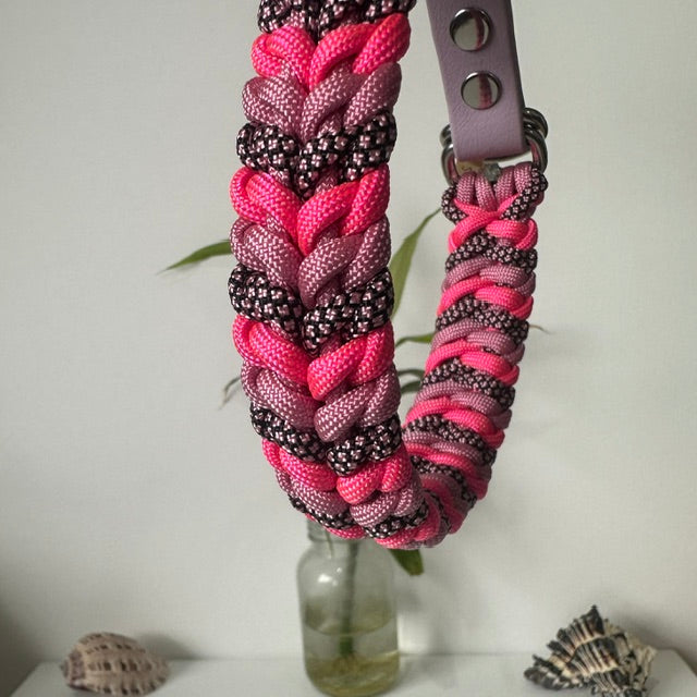 Pink Dreams - Handmade Paracord & BioThane® Collar (Small)