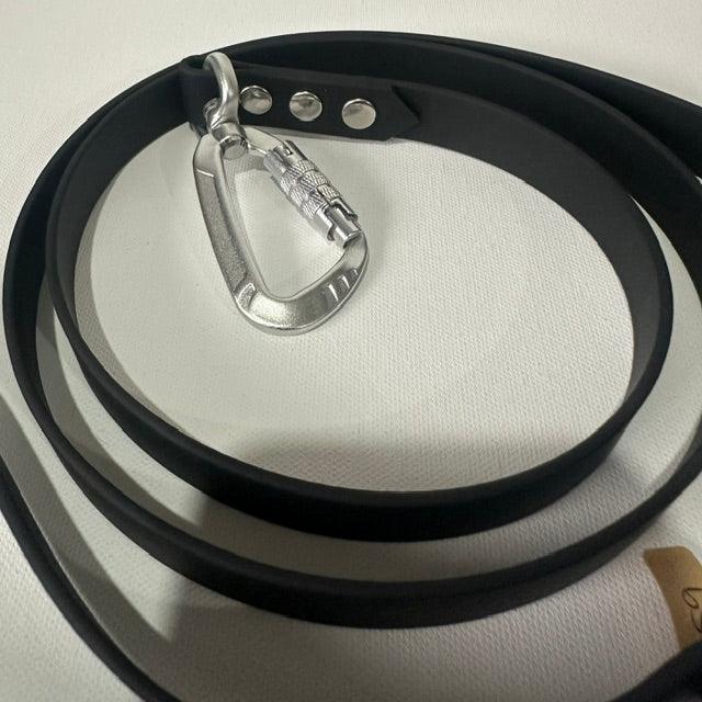 Handmade Genuine BioThane® Dog Leashes - Durable, Waterproof & Vegan-Friendly