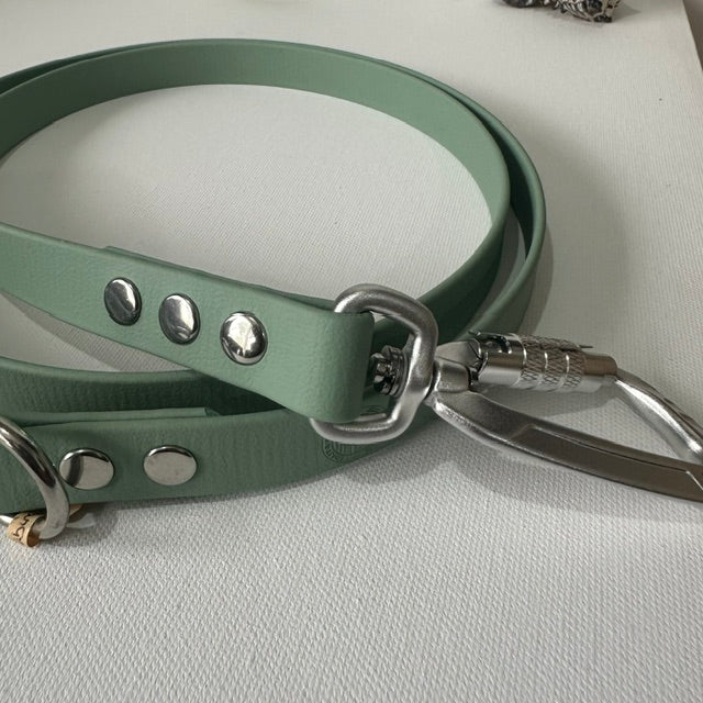 Handmade Genuine BioThane® Dog Leashes - Durable, Waterproof & Vegan-Friendly