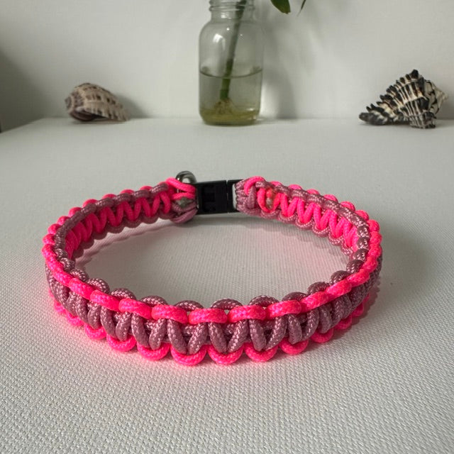 Cats are the Boss - Handmade Paracord Collar