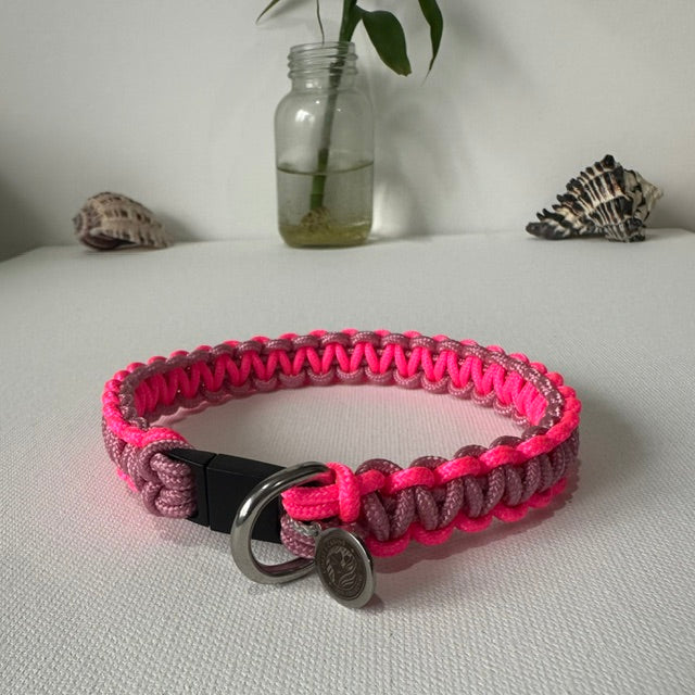 Cats are the Boss - Handmade Paracord Collar